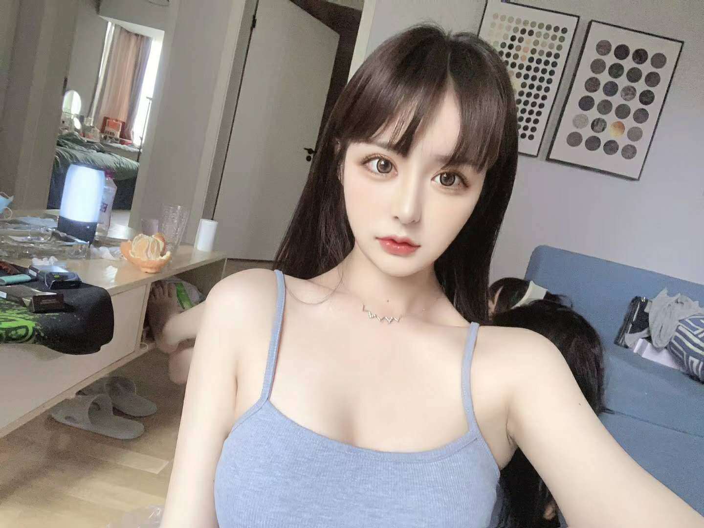 2020年9月10小女神范的豆豆，三点粉嫩